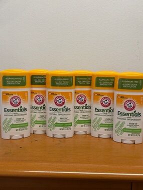 6 Arm & Hammer Deodorant